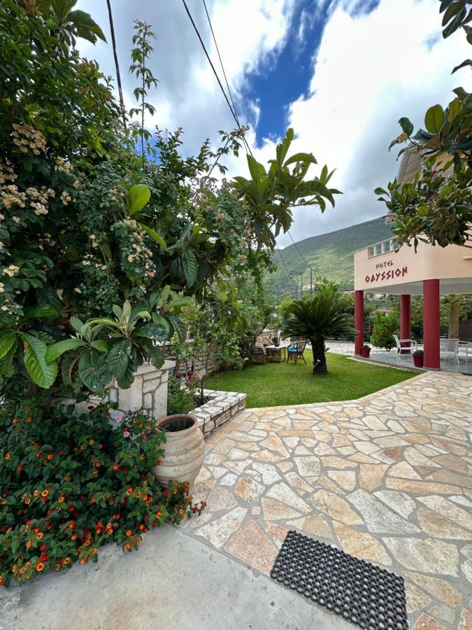Hotel Odyssion วาซีลีกี ภายนอก รูปภาพ