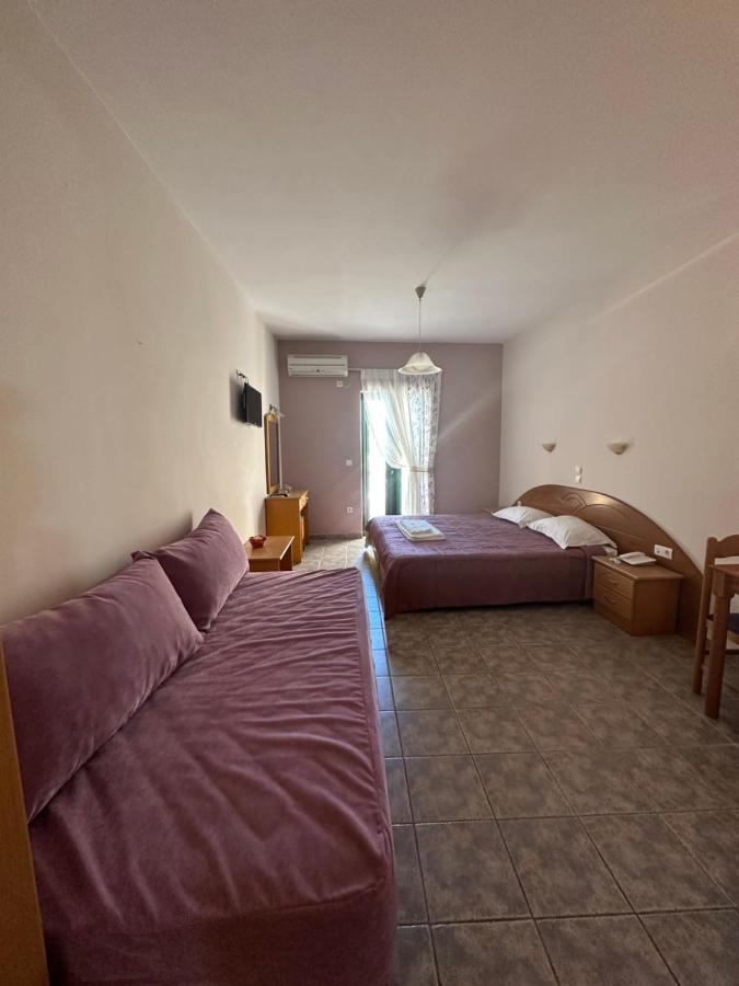 Hotel Odyssion วาซีลีกี ภายนอก รูปภาพ
